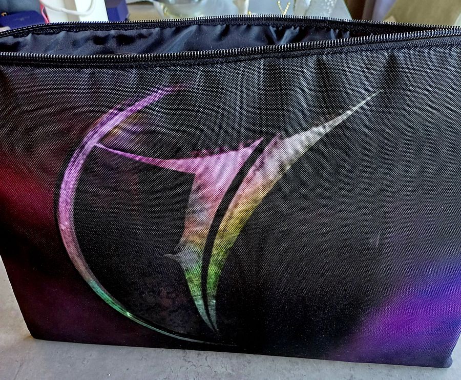URBAN TALES LAPTOP BAG product image (1)