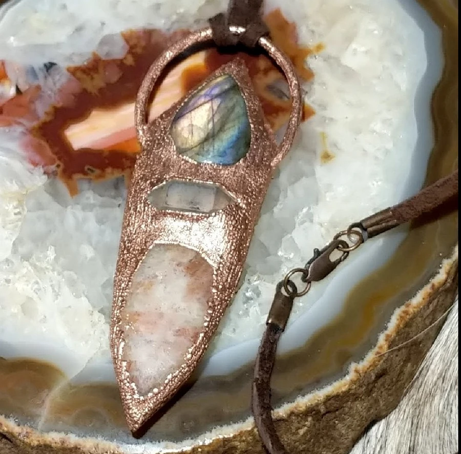 Labradorite, Quartz, Sunstone & Ocean Jasper Amulet product image (1)