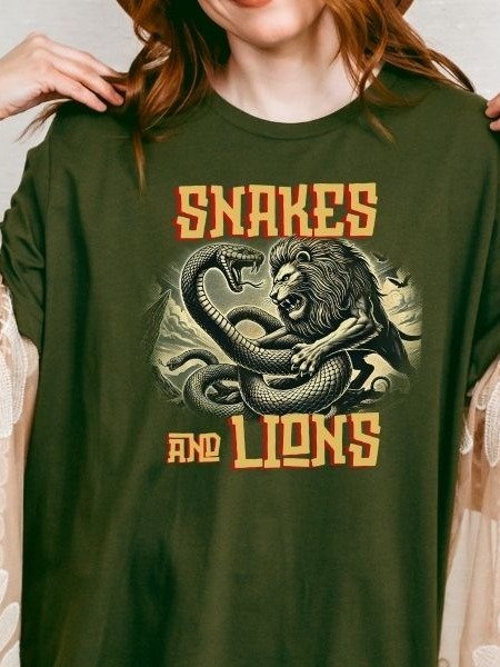 Dramione Snakes and Lions Vintage Pulp Mystery Harry Potter Shirt product image (62)