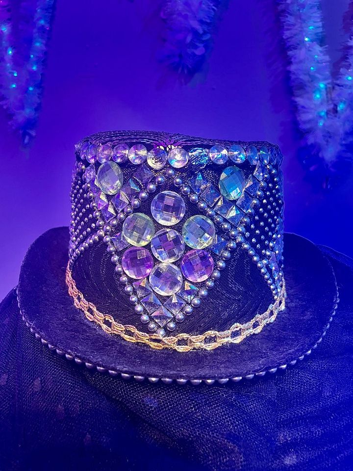 Custom Davel'd Hat product image (1)
