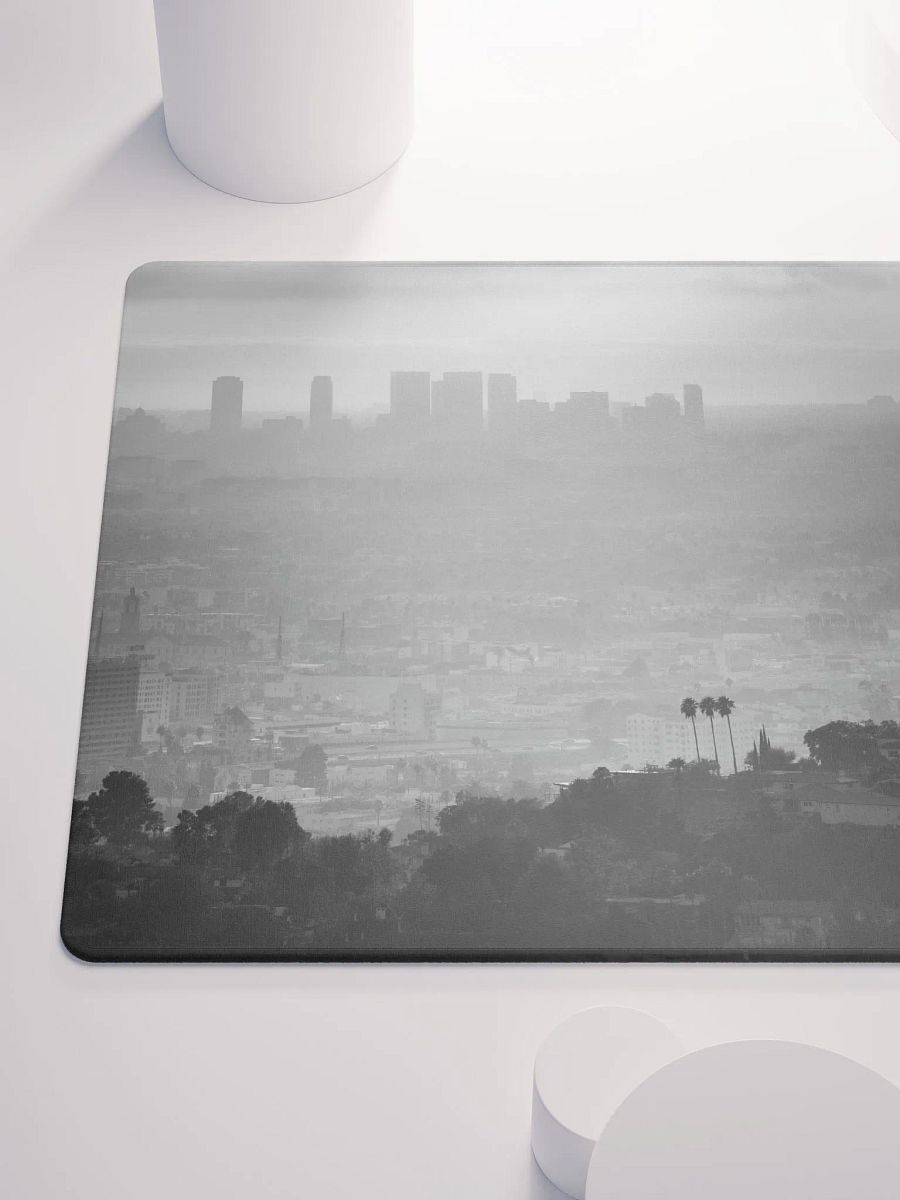 Game Pad - Los Angeles product image (10)