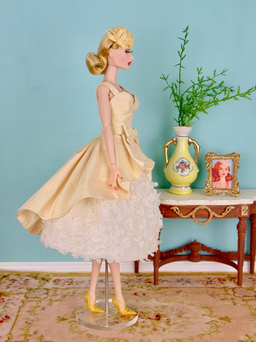 Daffodil OOAK fashion for 12” fashion dolls product image (3)