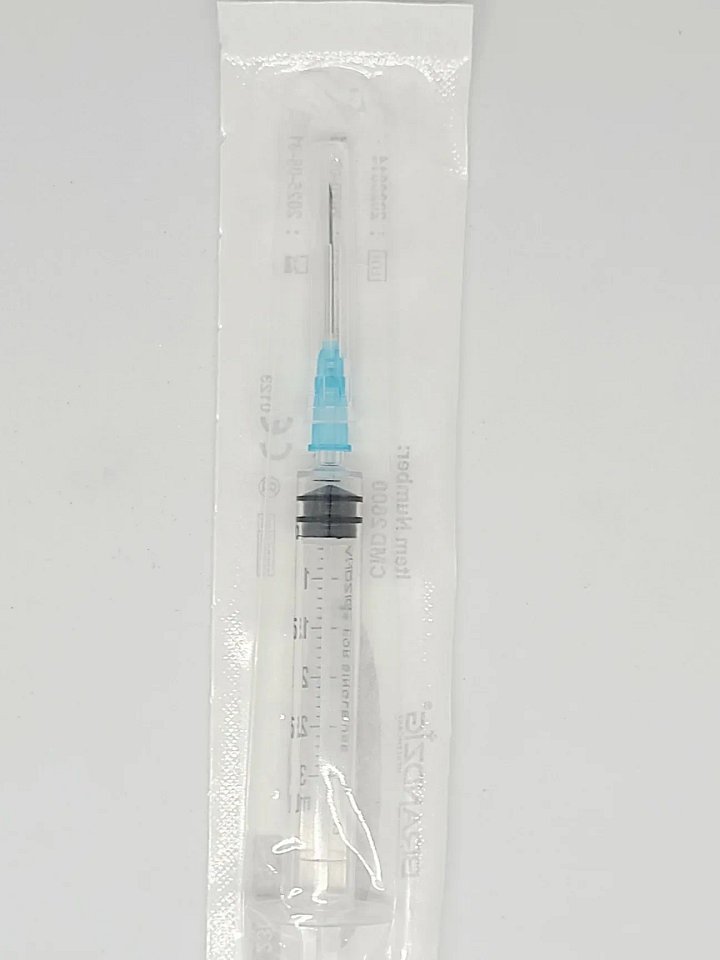 Syringe with Needle product image (2)