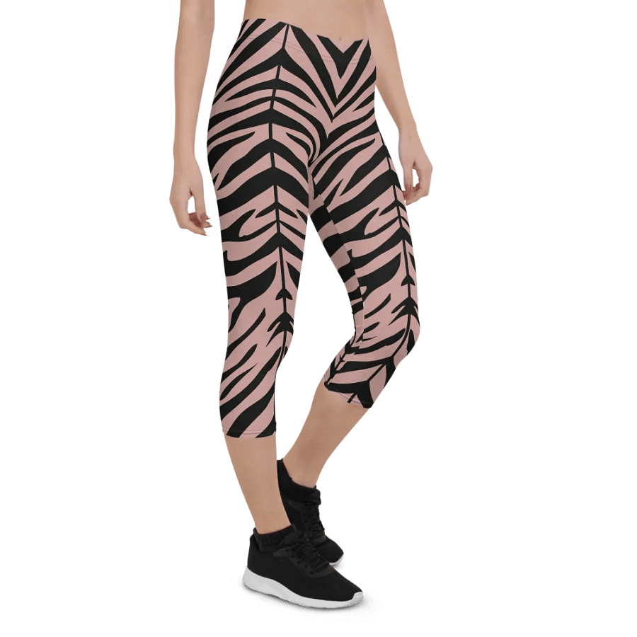 Vivencia Active Designer Capri Leggings product image (7)