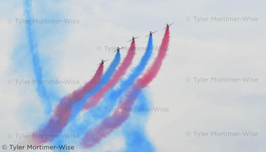 Red Arrows Flying (Digital Photo) product image (1)
