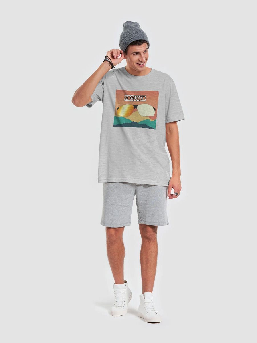 Focused T-shirt product image (6)