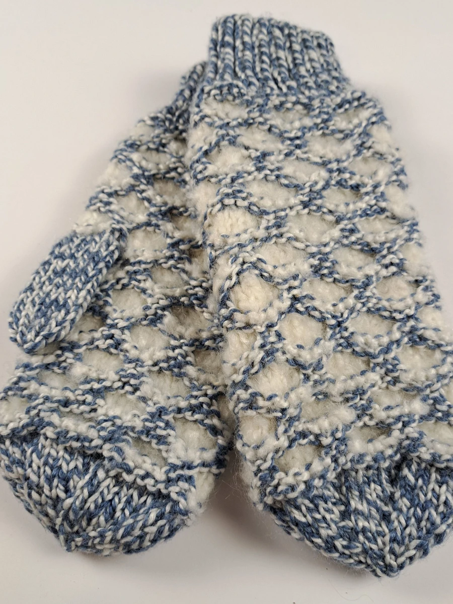 Hand Made Newfie Mittens - Large - Honeycomb Pattern product image (1)