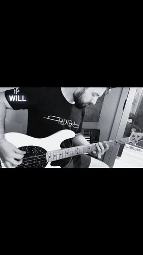 WILL on bass 🎸