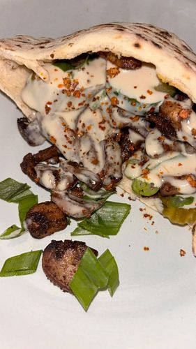 HOLD THE BEEF!!!🥩 

This Porto Mushroom Shawarma Wrap! 🍄‍🟫🥙 was oh so good. 

#befruitful #itsalifestyle #health #wellness #n...