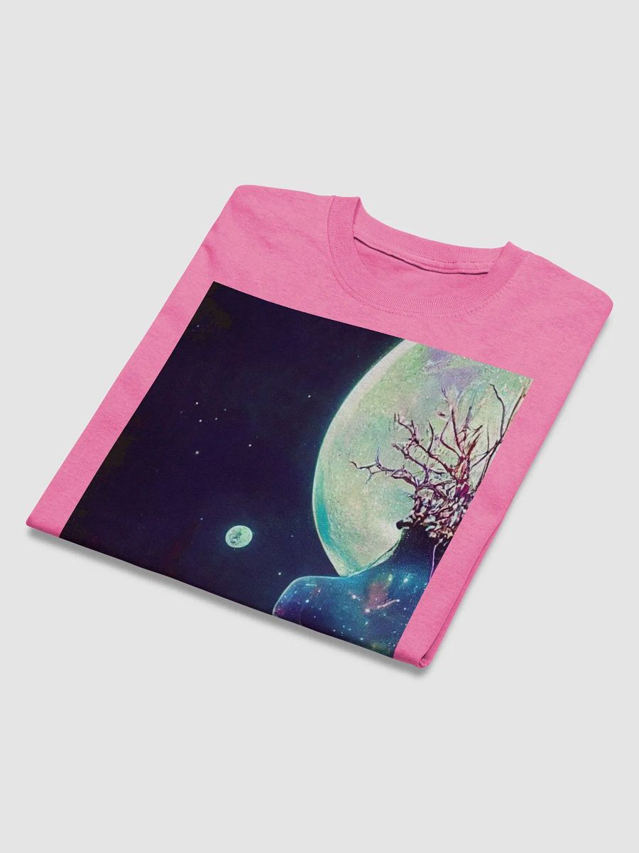 Space Queen tree tee product image (4)