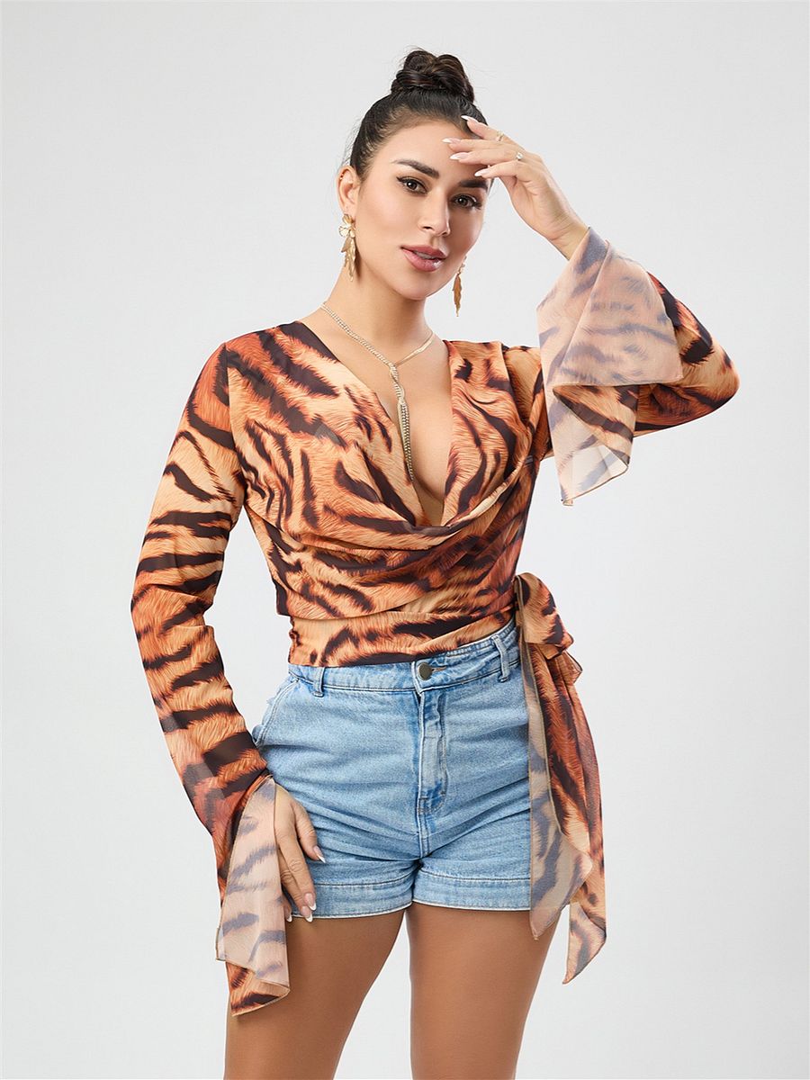 non-stretch chiffon tiger stripe printing bell-sleeve crop top product image (4)