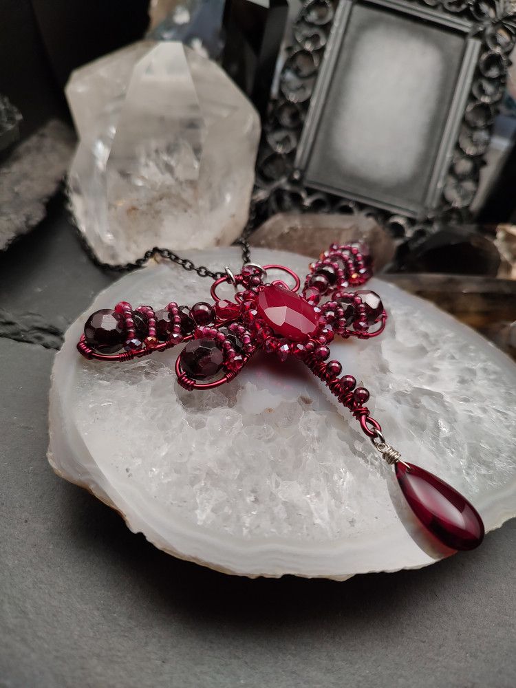 Dragonfly - Blood Garnet Mass product image (4)