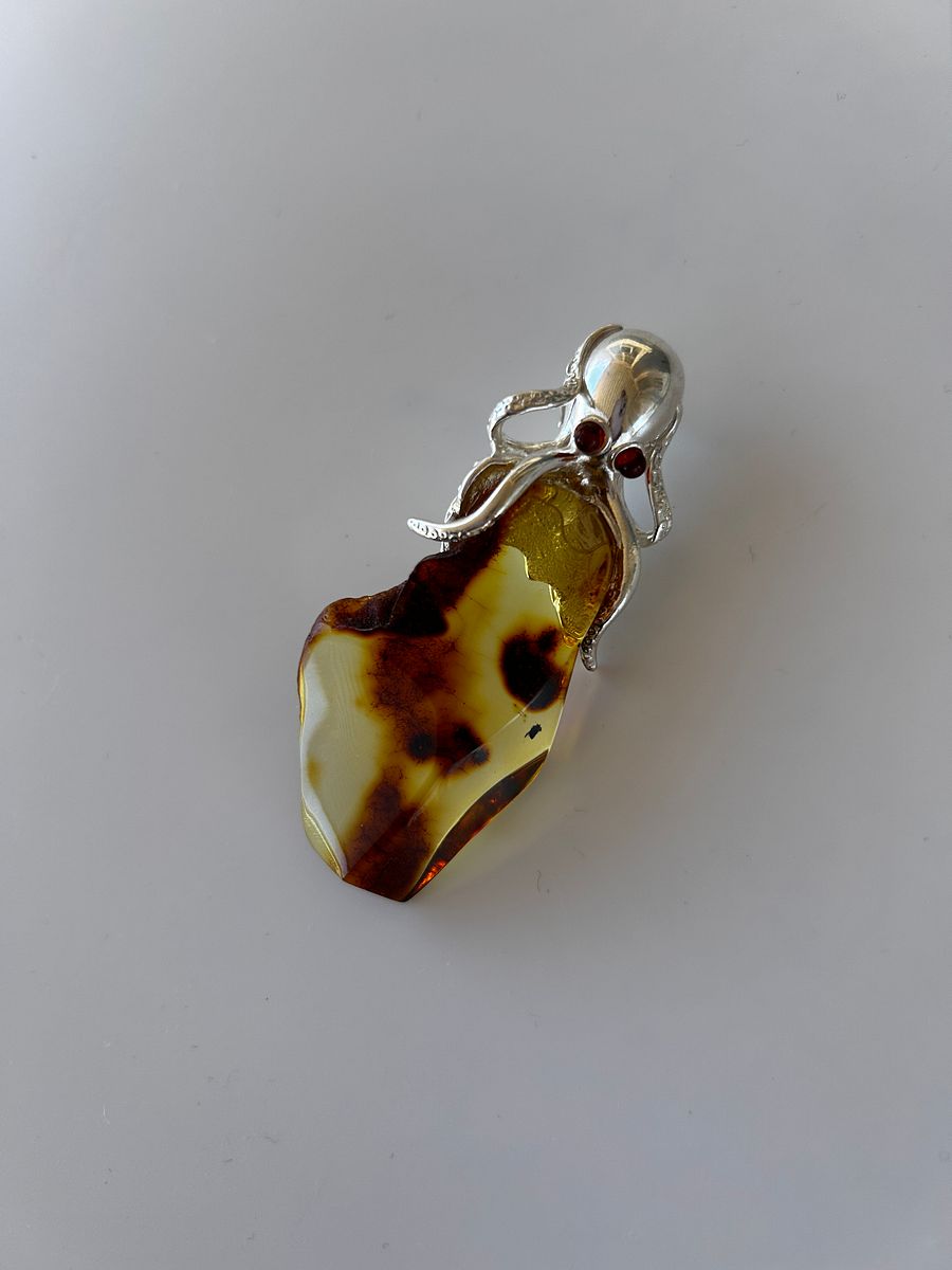 Baltic Amber 925 Sterling Silver Octopus Pendant product image (6)