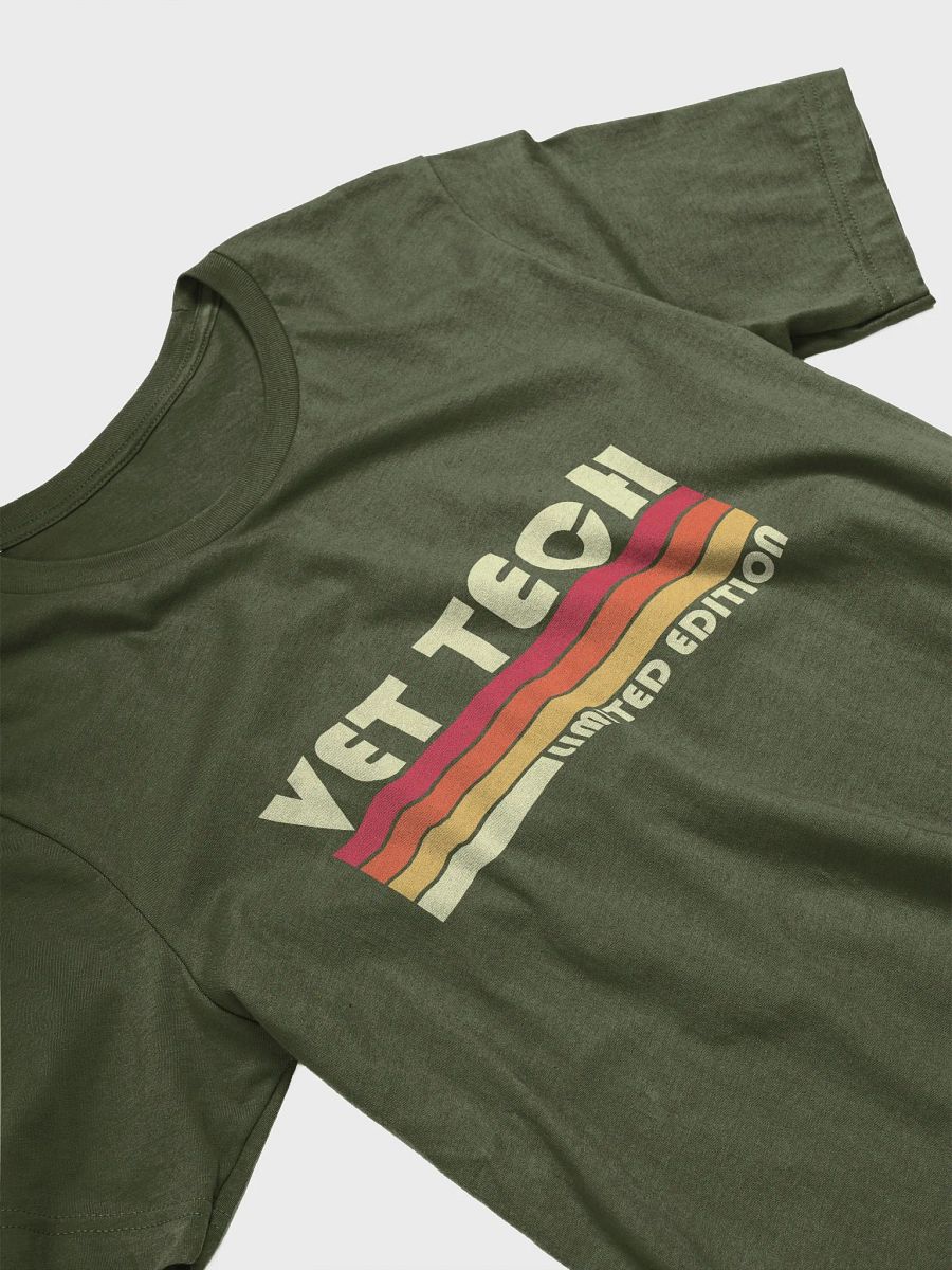 "Retro Vet tech" t-shirt (dark background) product image (6)