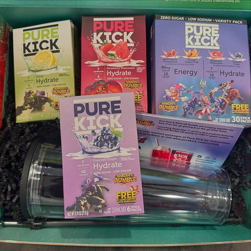 This is a belated appreciation post for @jelsertco and @drinkpurekick for this lovely box they sent me for @extralife4kids Ga...