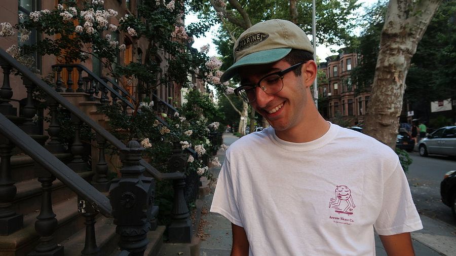 moon-man tee product image (4)