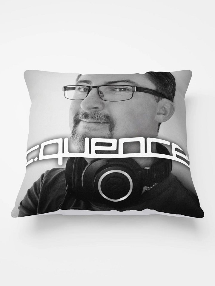 Cquence Cushion product image (1)