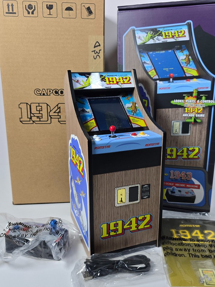 1942 x RepliCade (Pre-owned, Complete In Box) product image (1)