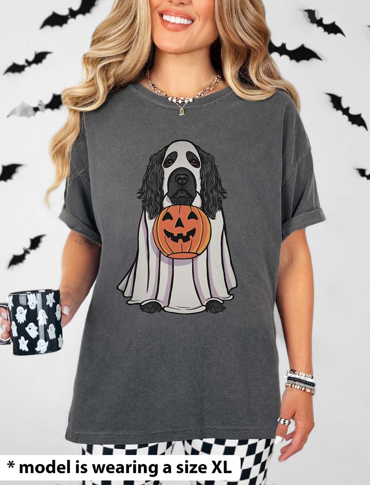 Funny Halloween Cocker Spaniel(Black) T-Shirt | Funny Cocker Spaniel Wearing a Ghost Costume and Holding a Pumpkin Basket product image (10)