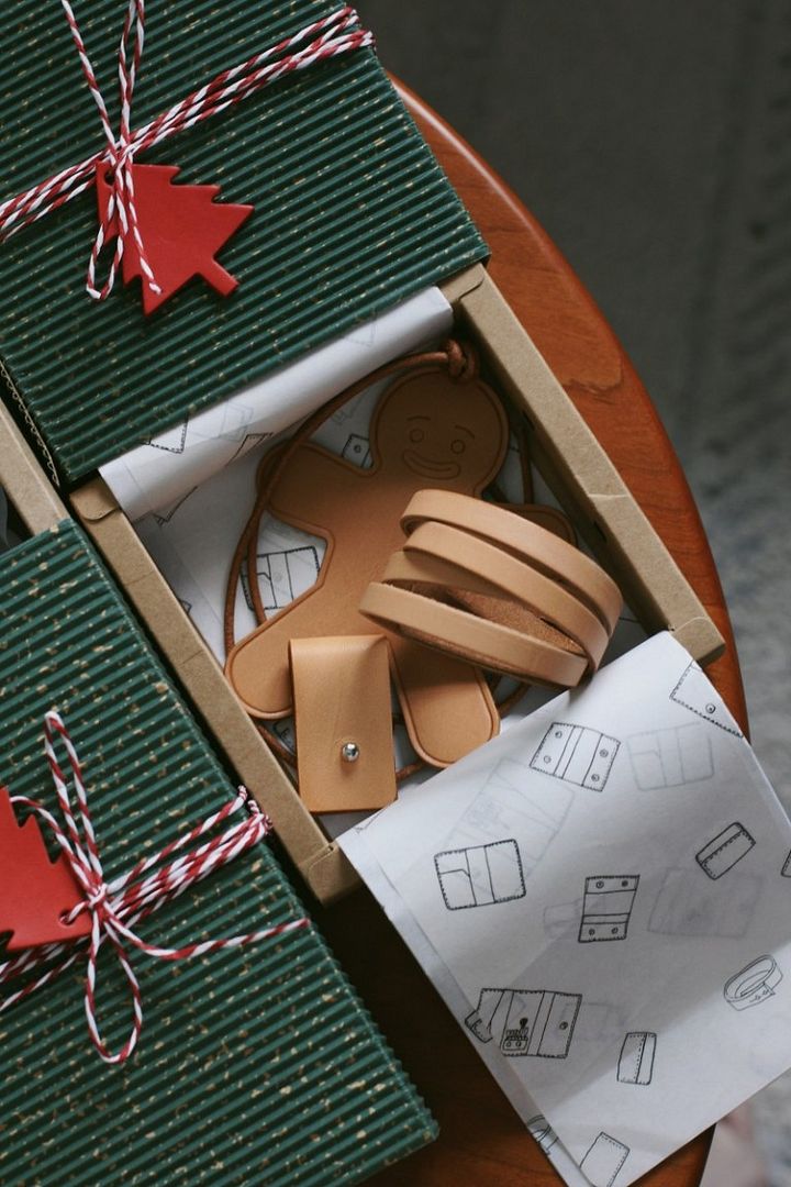 Christmas Gift Vegetable Tanned Leather Bracelet Gift Box product image (1)