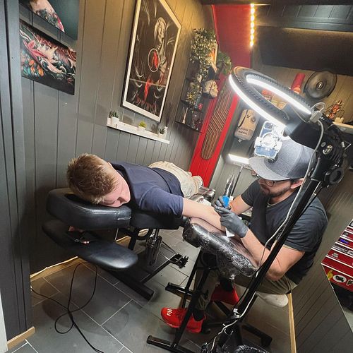 My eldest offspring getting his first #ink by @harold_tattoos 🔥Assuming he’ll be covered in ink over time -like the rest of h...