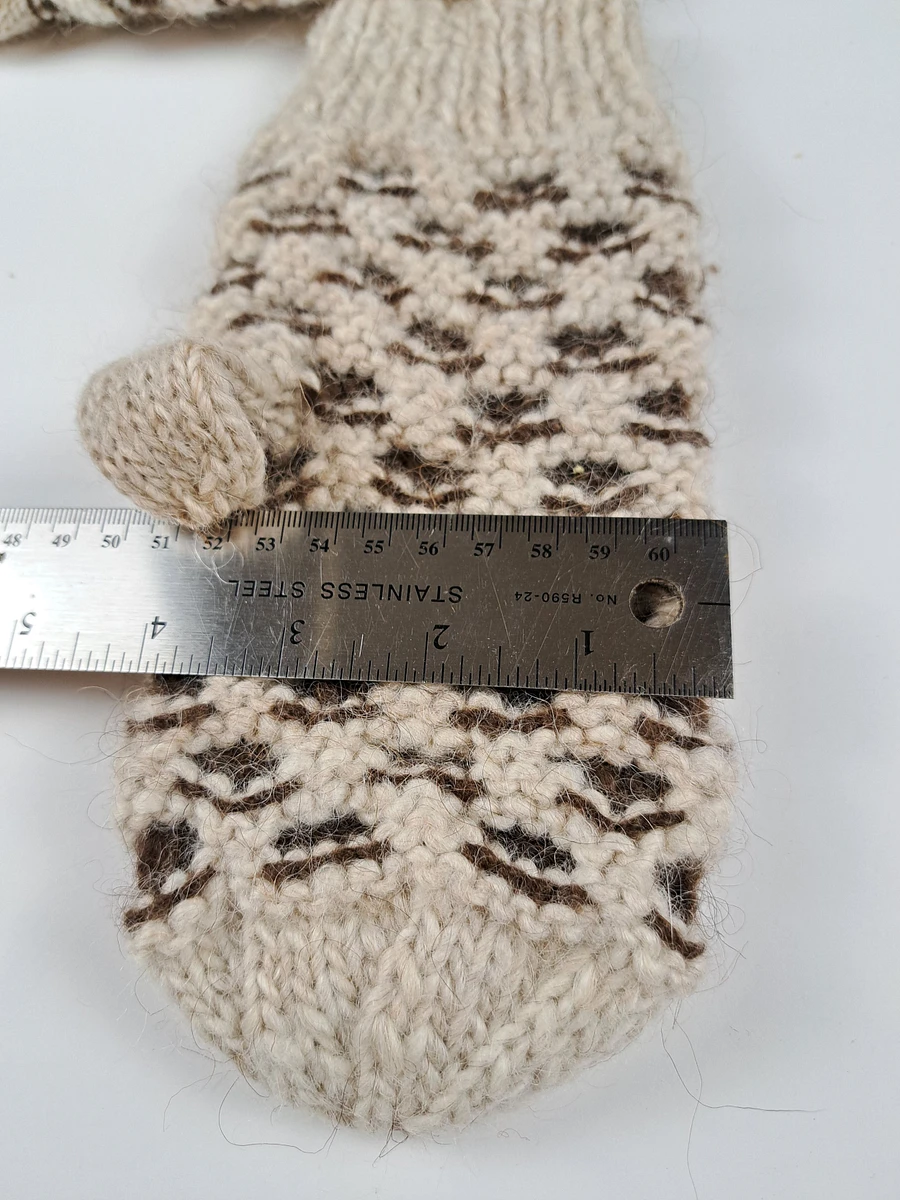 Hand Made Wool Newfie Mittens - Medium - Honeycomb Pattern product image (5)