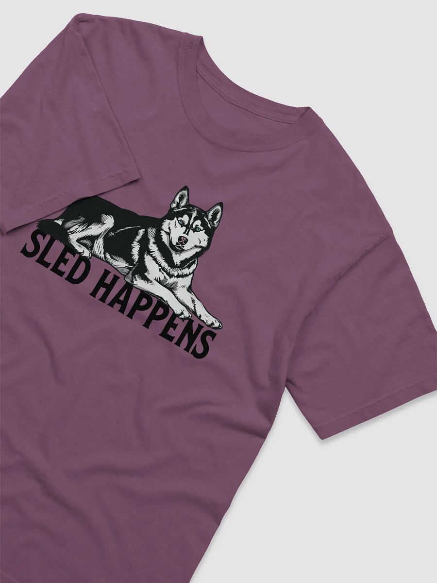 Sled Happens T-Shirt of a Siberian Husky | Funny T-Shirt for Siberian Husky Owners product image (11)