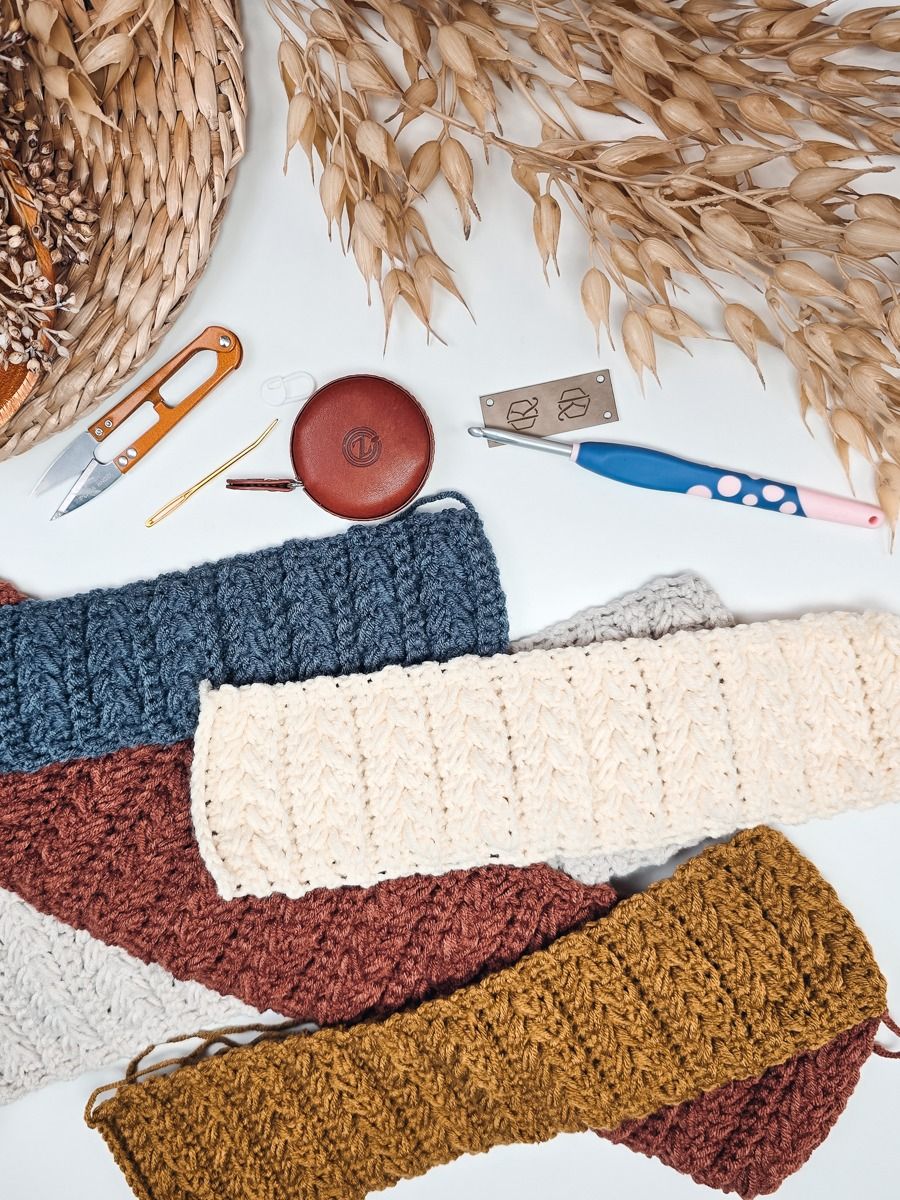 Twisted Wheat Ear Warmer Pattern product image (6)