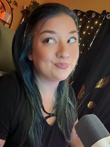 24 hours until I touch down in San Diego for my first ever Twitchcon!!! I am SO excited and SO nervous. I’m going to do my be...