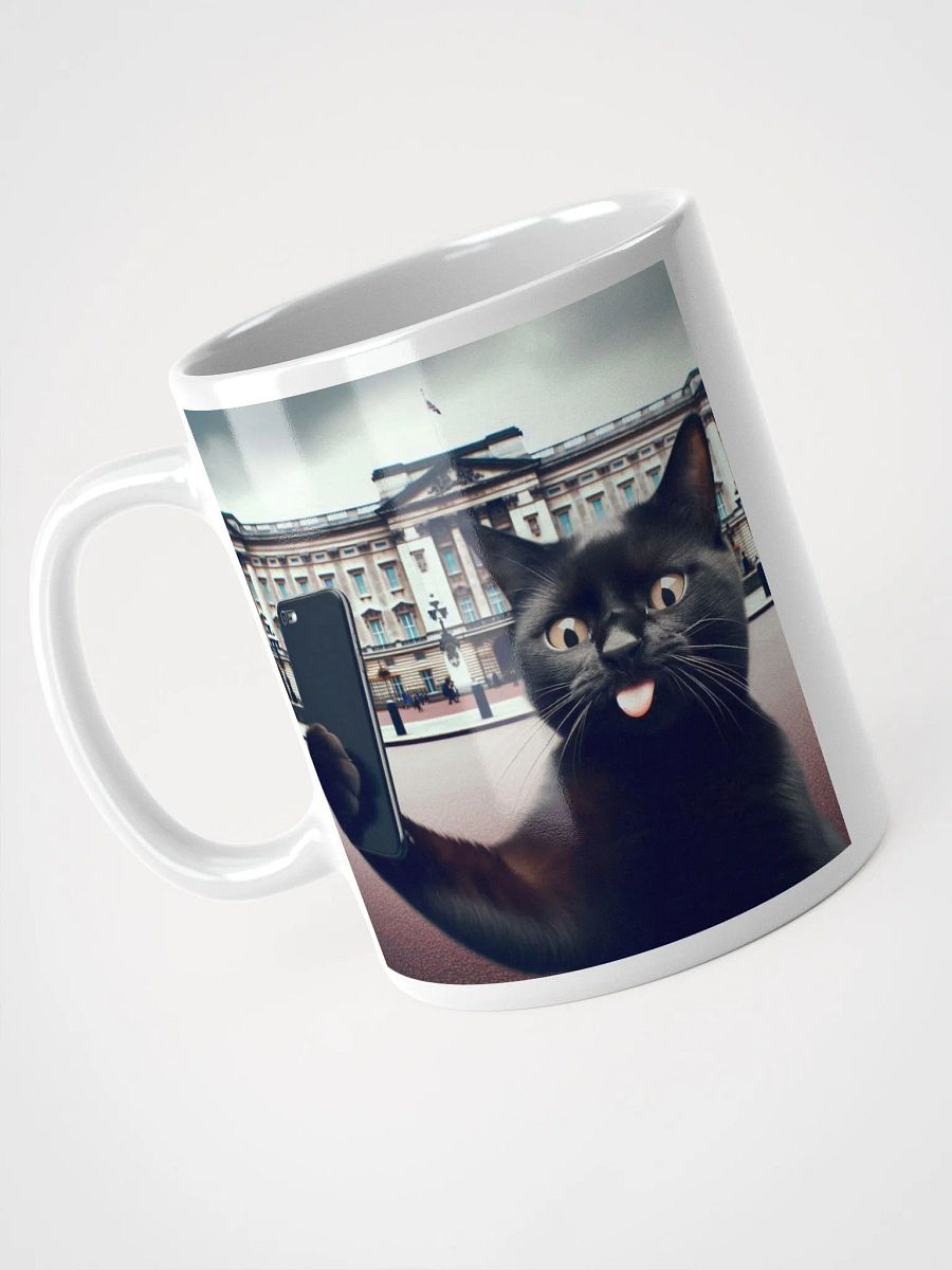 Selfie Cat Buckingham Palace #Humorous Glossy Mug - White product image (9)