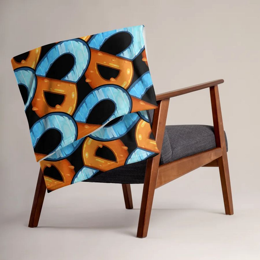 heart v2 throw blanket product image (3)
