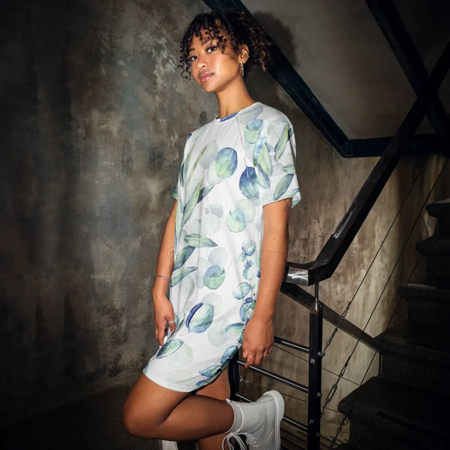 Watercolour Eucalyptus Branches and Leaves Pattern T-shirt Dress product image (3)