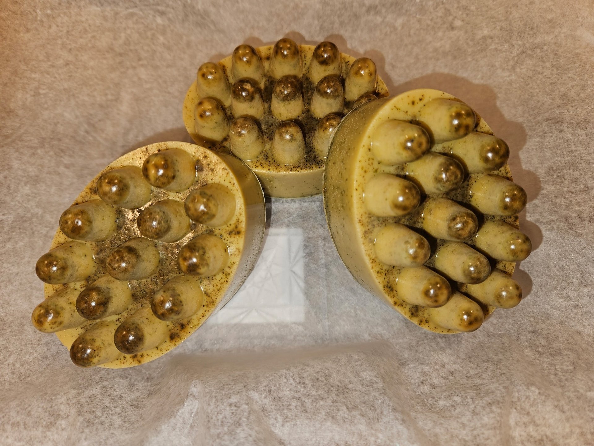 NEEM & HENNA SHAMPOO BAR product image (2)