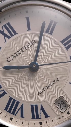 🤤 tasty tasty shots! Which is your favourite?

#cartier #rolex #omega #christopherward #studiounderd0g #credor #watch #watche...
