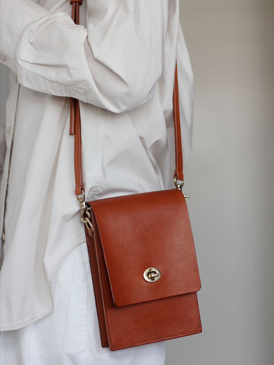 Vegetable Tanned Leather Satchel product image (5)