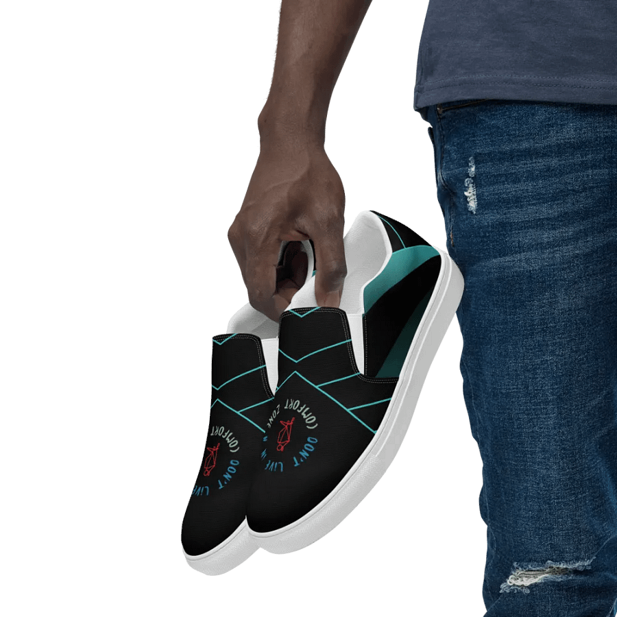 'Don't Live in a Comfort Zone' Men's Slip-On Canvas Shoes product image (6)