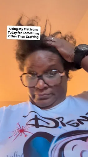 I decided to use my Flat Irons today to do something other than Crafting 😂🤣😂

#epccraftersgym #craftersoninstagram #metime