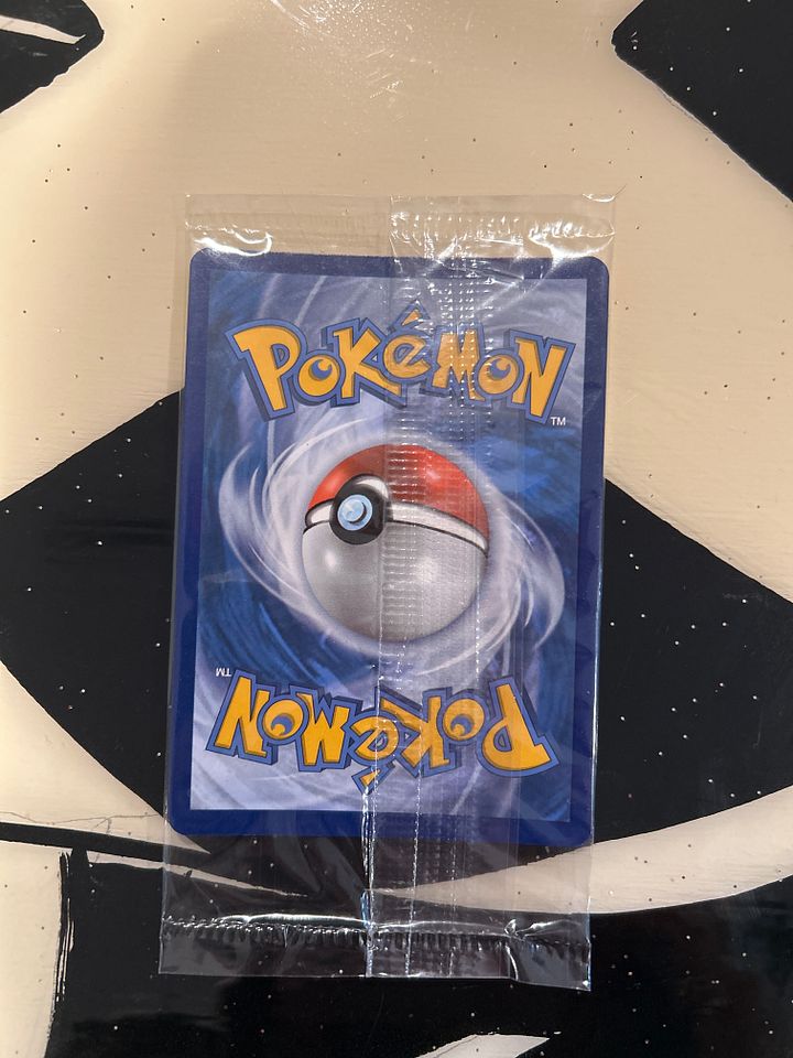 Shiny Greninja gold star promo from Celebrations product image (2)