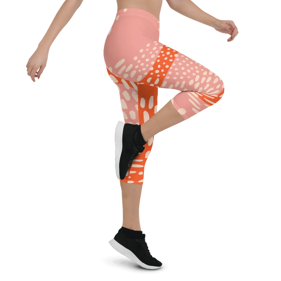 Flowing Organic Dreams Capri Leggings product image (4)