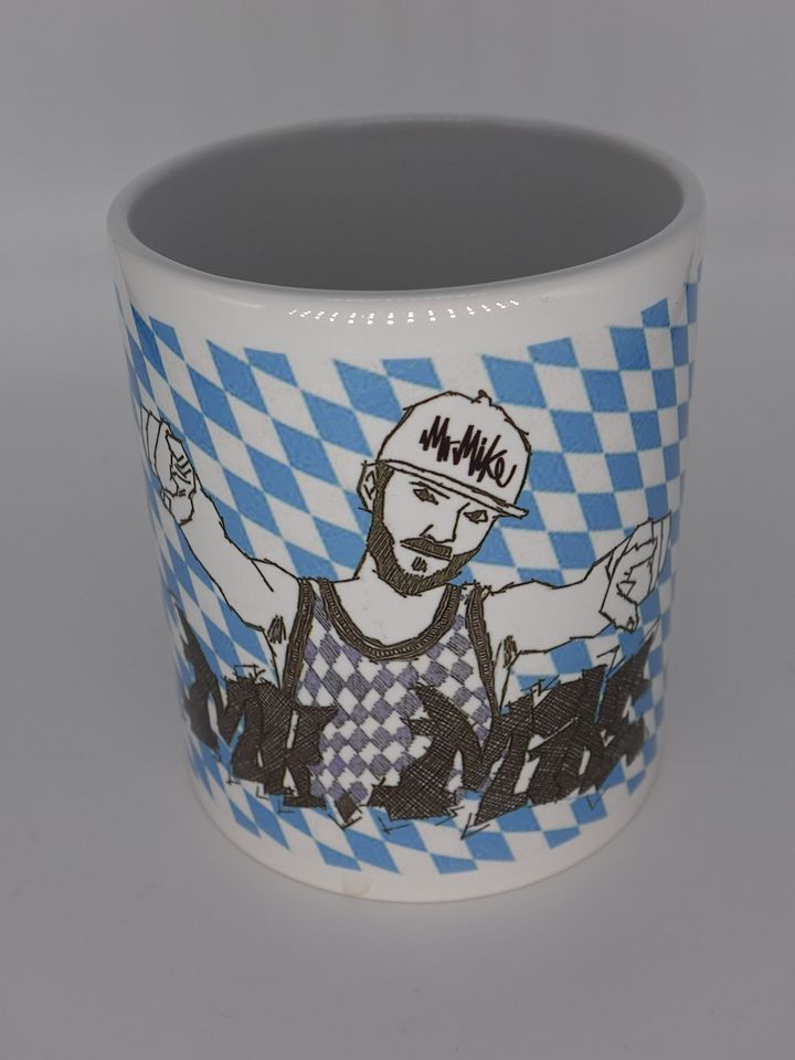 MrMike Bavarian Baller Tasse product image (1)