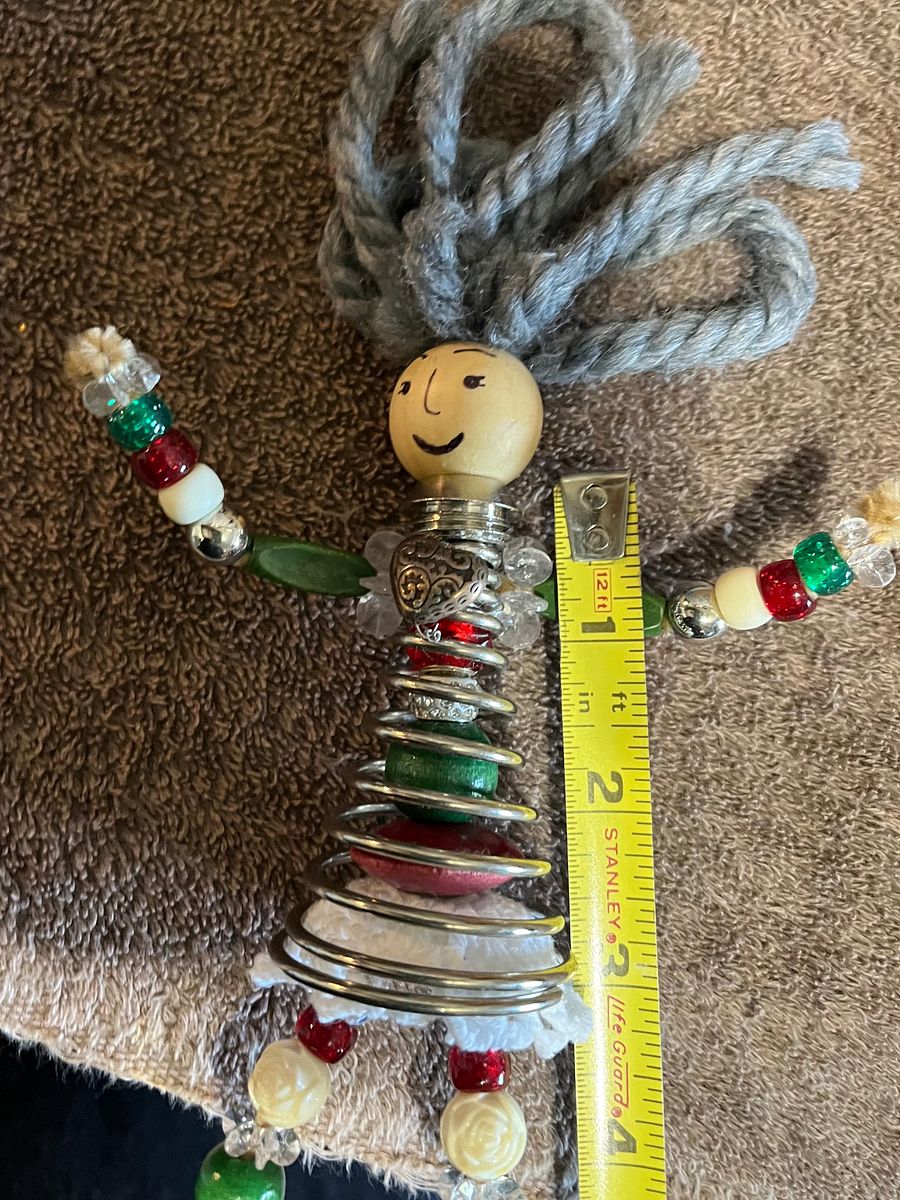 Holiday Coil Granny Folk product image (4)