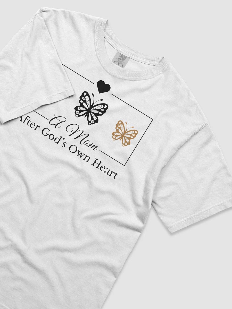 God`s Heart Mom, Comfort Colors T-shirt. product image (3)