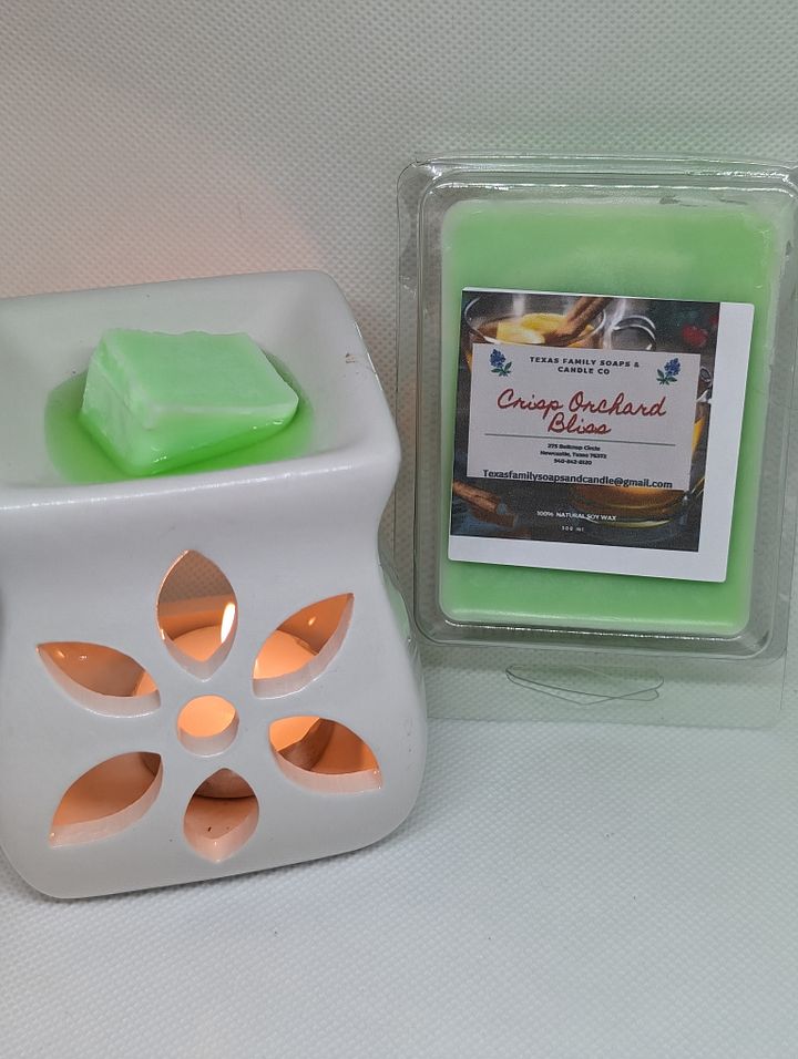 Apple Bourbon 100% Soy Wax Melts product image (1)