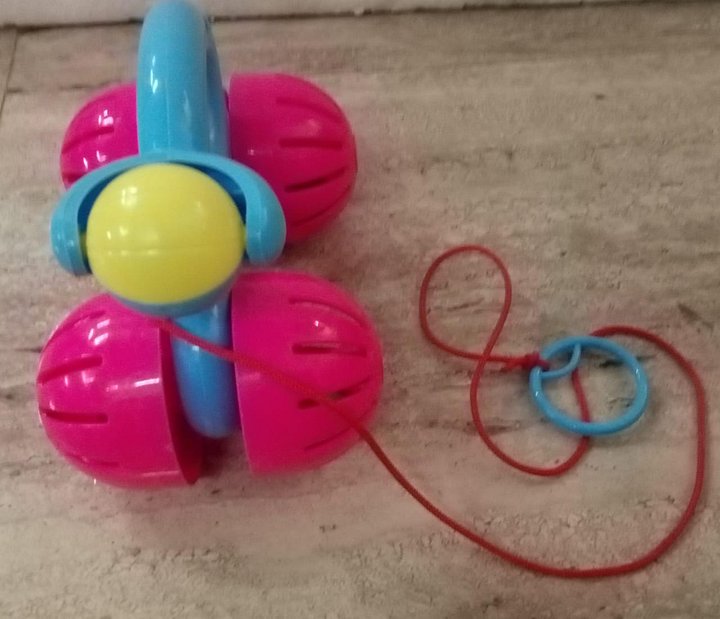 baby rattle product image (2)