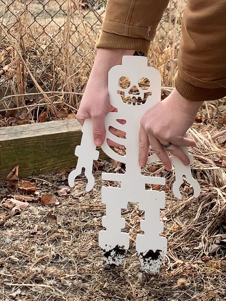 Skeleton Garden Sign product image (1)