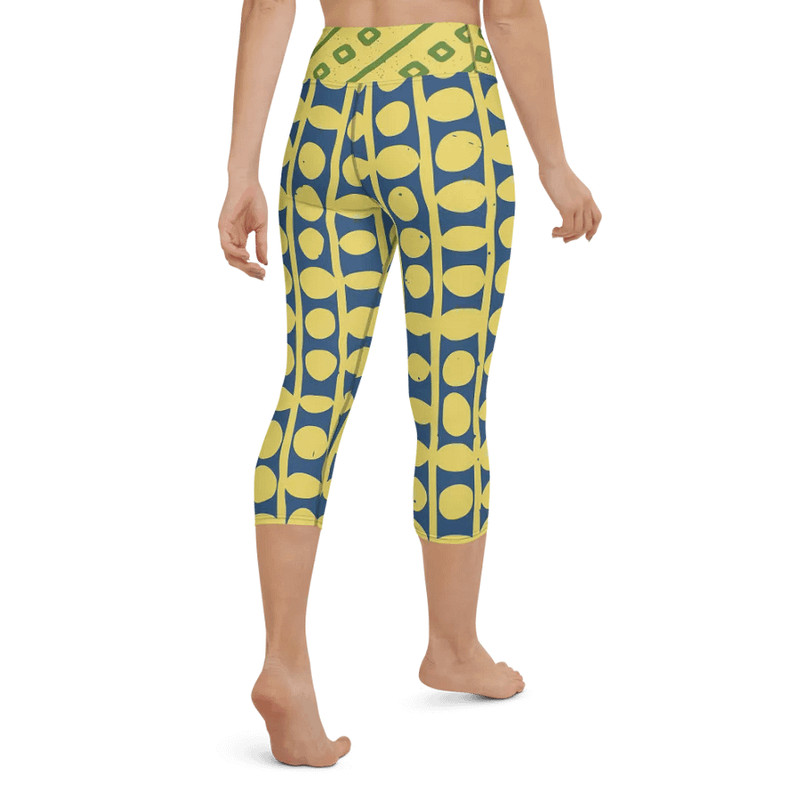 90s Retro Vibes Yoga Capri Leggings product image (3)