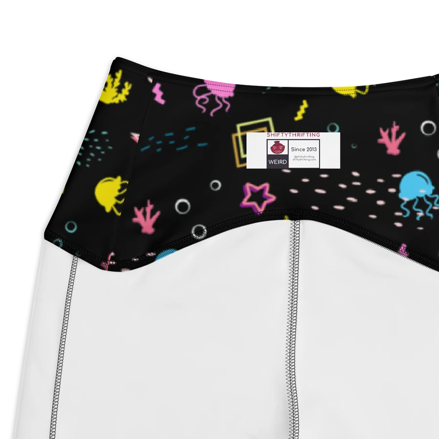 Shifty Seas dark pattern pocket leggings product image (5)