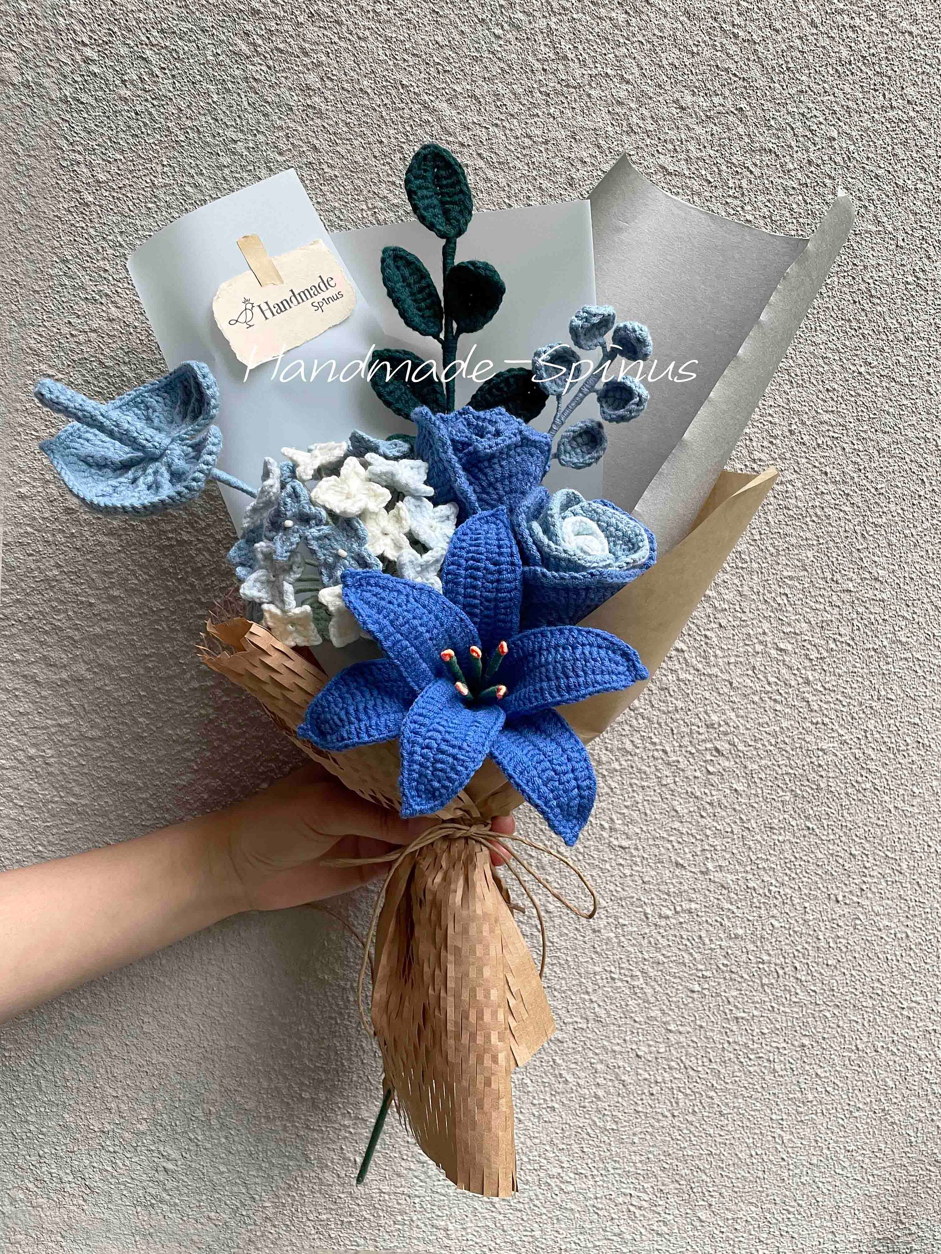 Blue Fireworks Crochet Knit Bouquet product image (3)