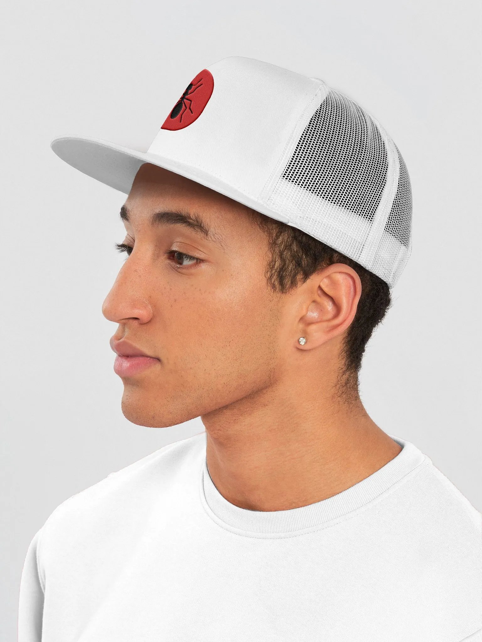 MIAD LOGO TRUCKERS HAT product image (2)