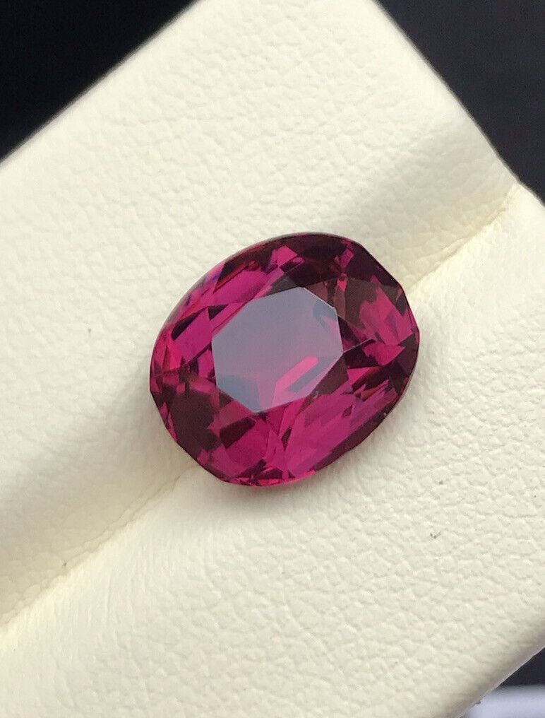 Garnet Precious Quality Stone, Pyrope Almandine Garnet Stone, Red Garnet Crystal product image (2)